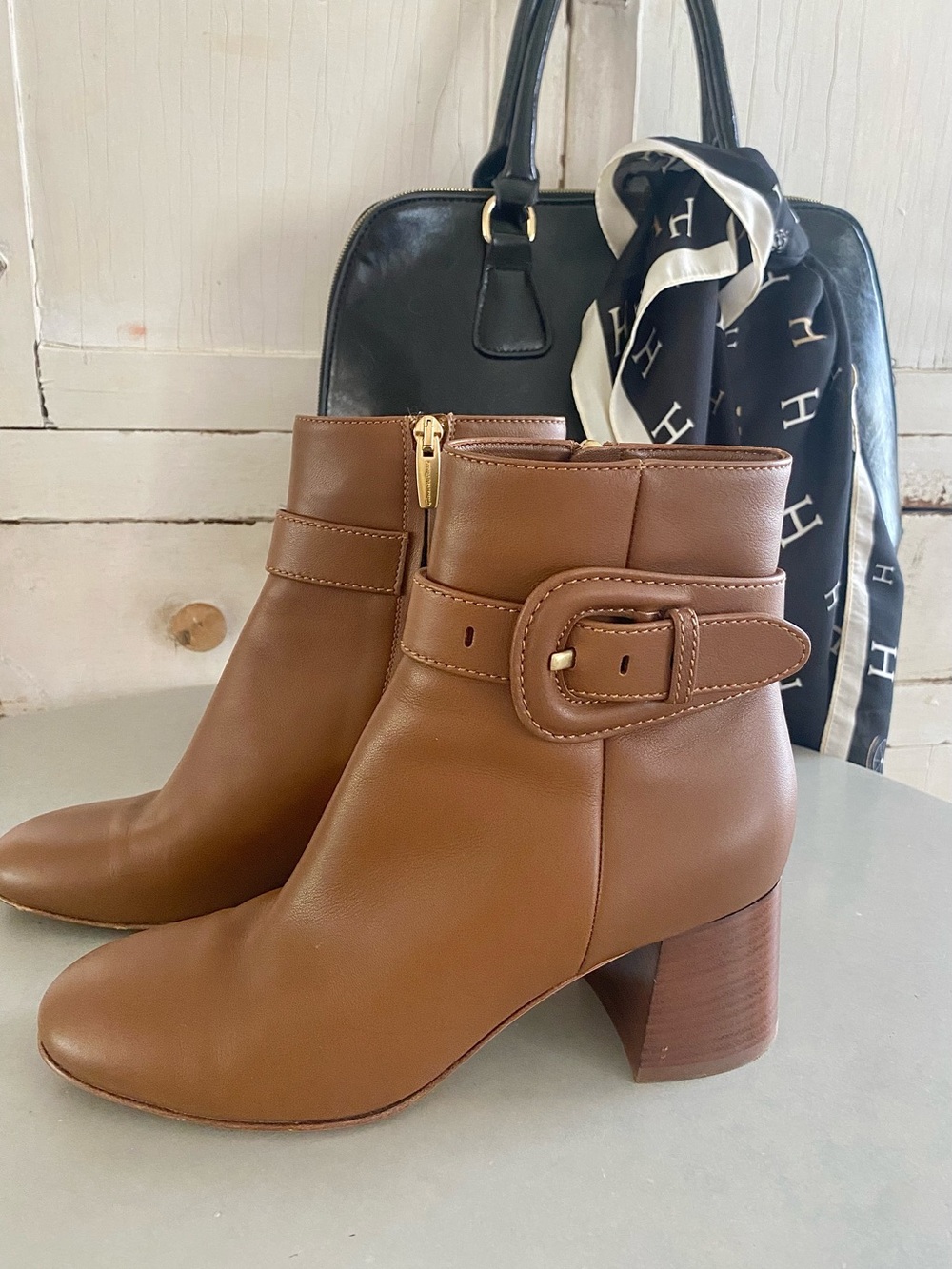 Gianvito Rossi Joelle buckle bootie Leather Ankle Boots sz36 1/2 ITALYcamel